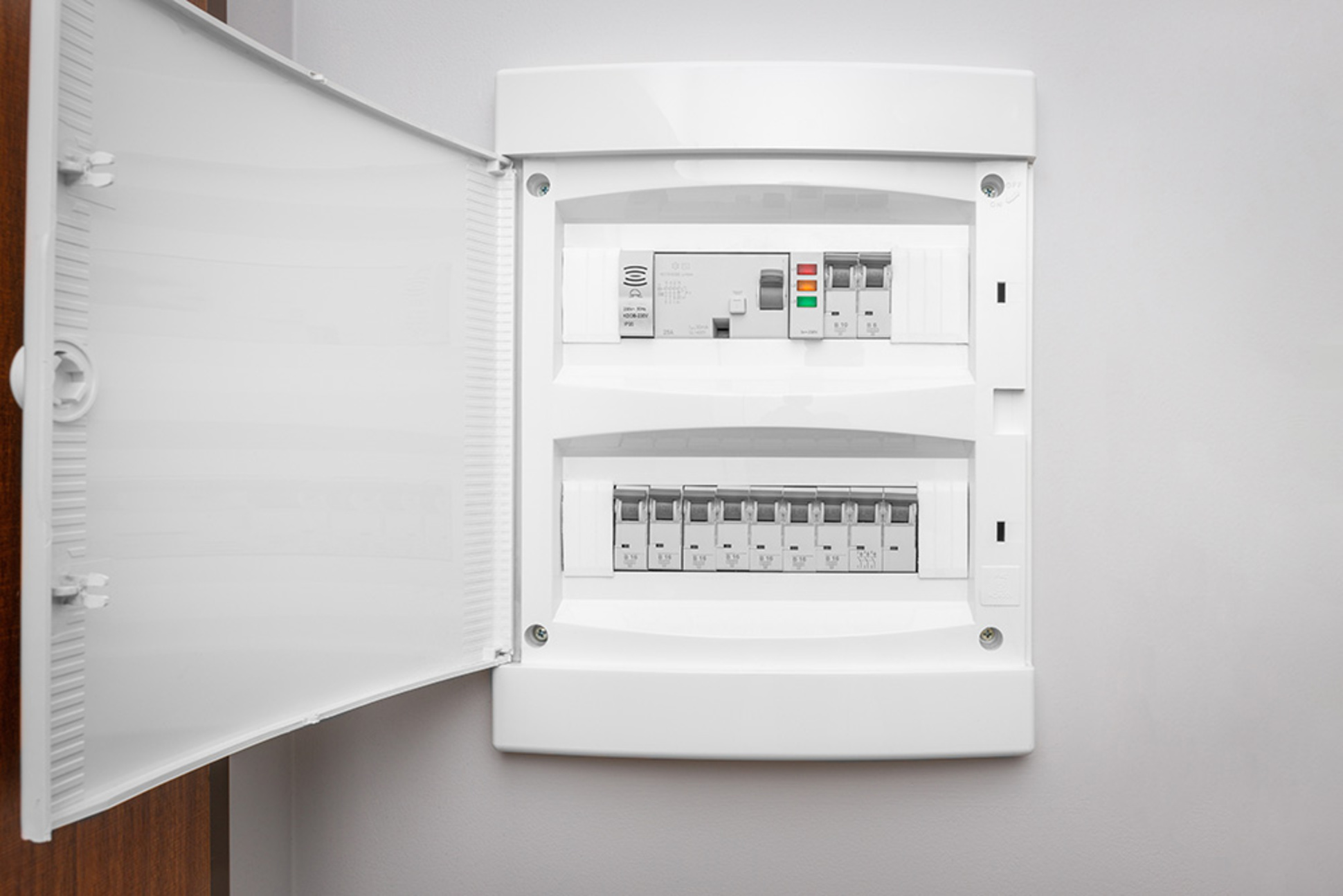 Über­spannungs­schutz bei Köppchen Elektro GmbH in Wurzen