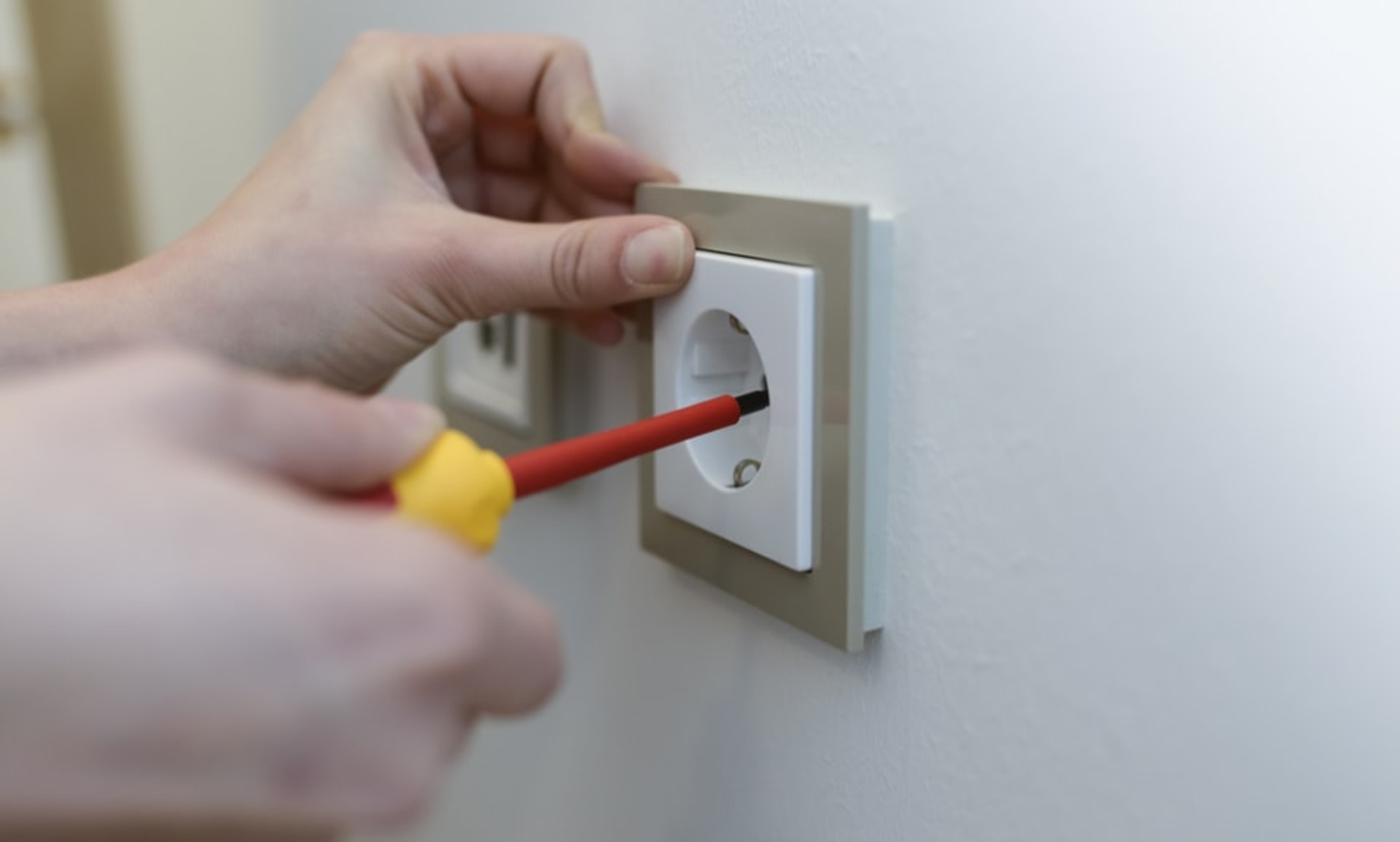 Elektro­installation bei Köppchen Elektro GmbH in Wurzen